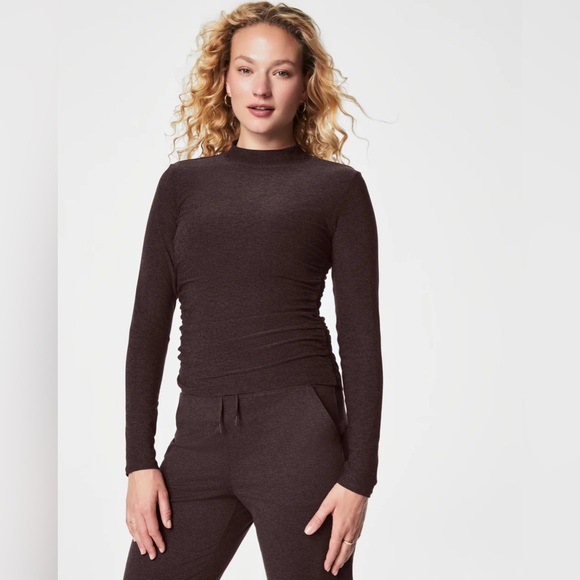 SPANX Truffle Brown Heather SoftStretch Long Sleeve Mockneck Top Size Medium - Picture 1 of 9